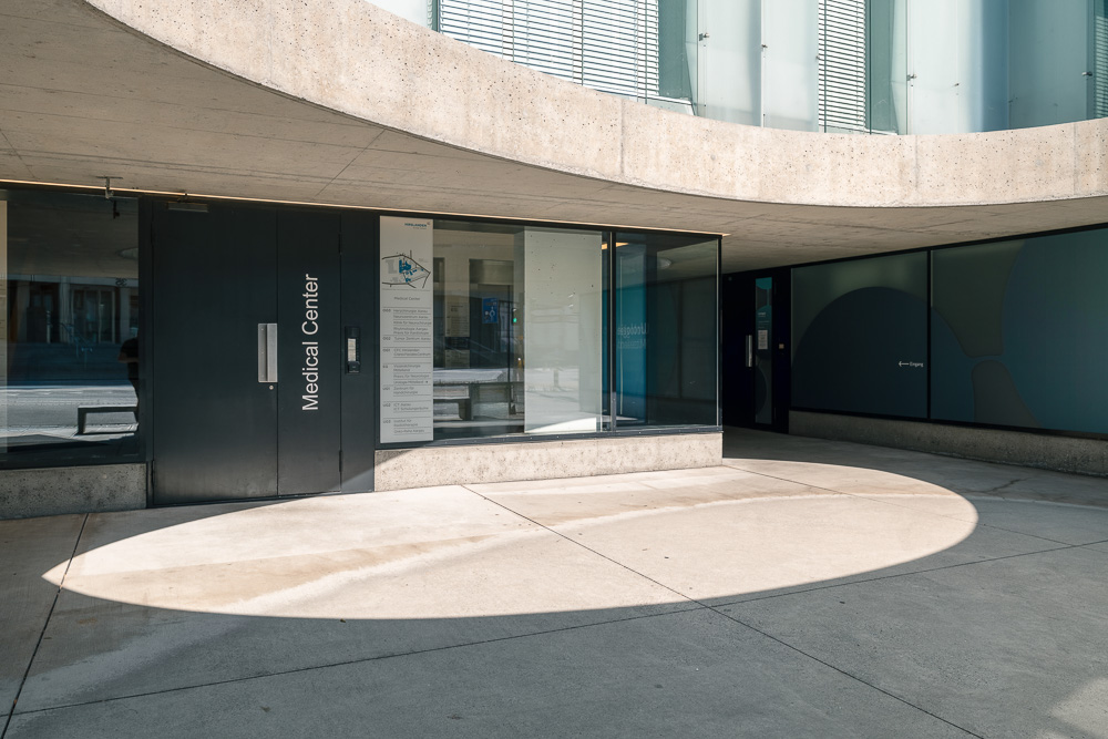 Exterior view Tumor Zentrum Aargau-2